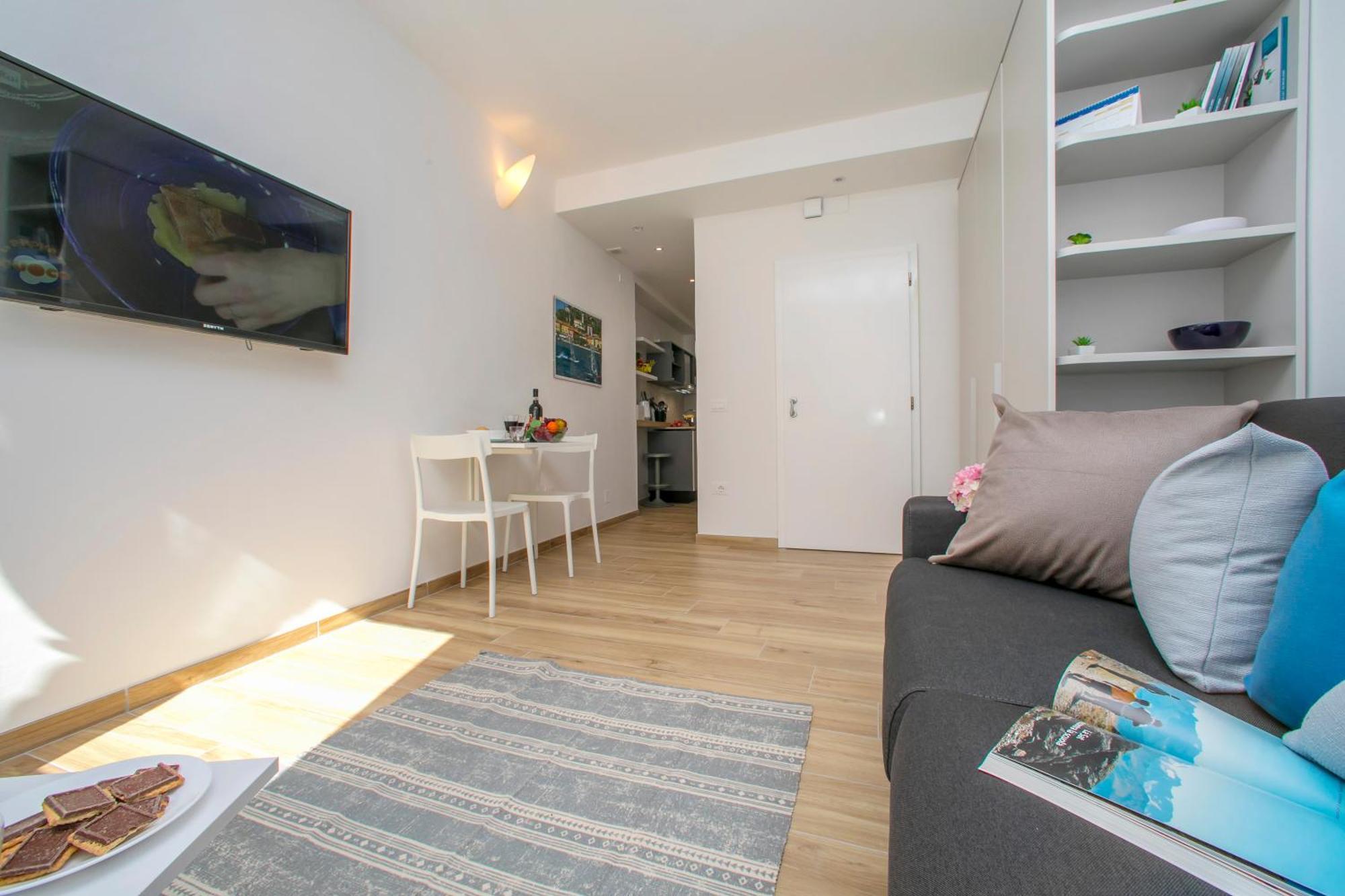 Nido Sui Tetti Di Riva Del Garda - Happy Rentals Eksteriør bilde